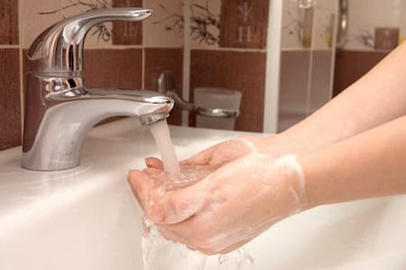 Faucets, Fixtures, & Sinks